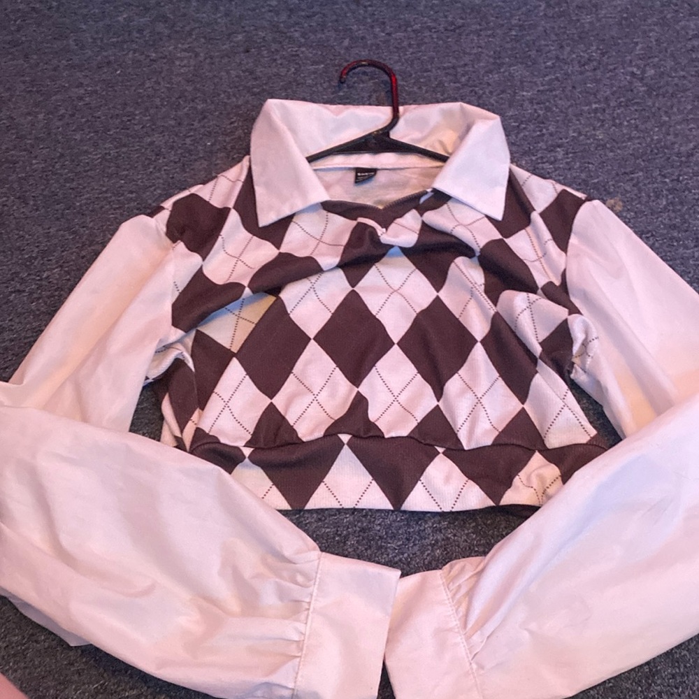 Long sleeve collared shirt